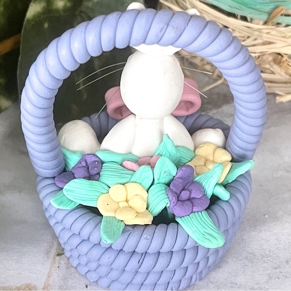 Adorable Polymer Clay Easter Accent - Picture 6 of 7